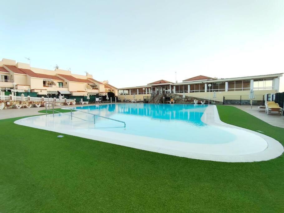 Pool Apartment Maspalomas By Wave Properties San Bartolomé Ngoại thất bức ảnh